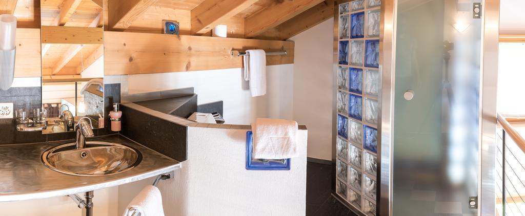 Schnider Bed&Breakfast Und Cafe Vals Exterior foto